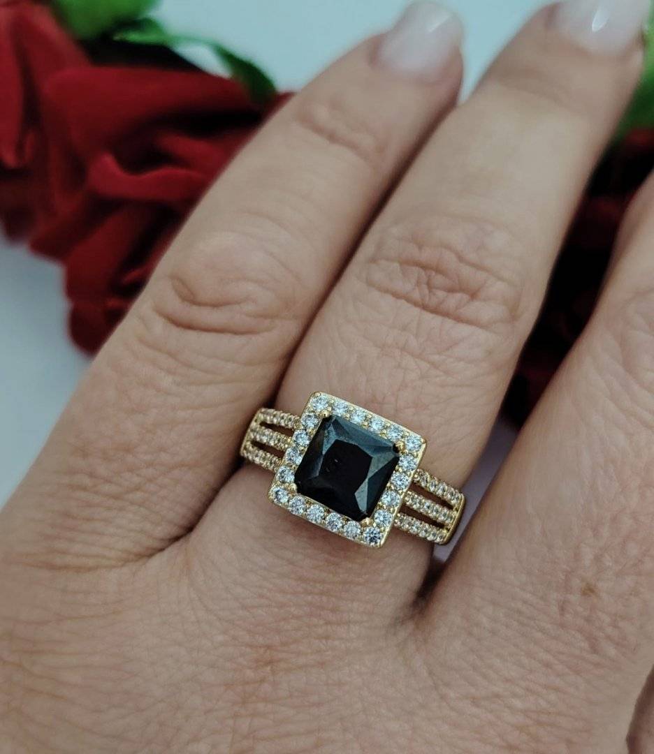 INEL LOVY NEGRU PLACAT CU AUR 14 K 