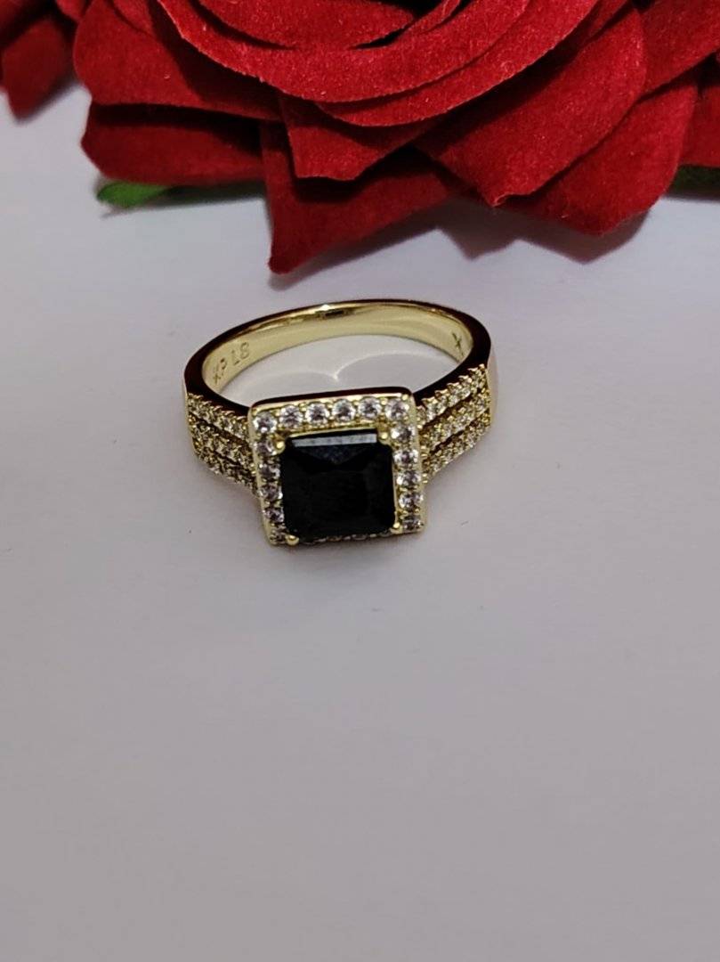 INEL LOVY NEGRU PLACAT CU AUR 14 K 