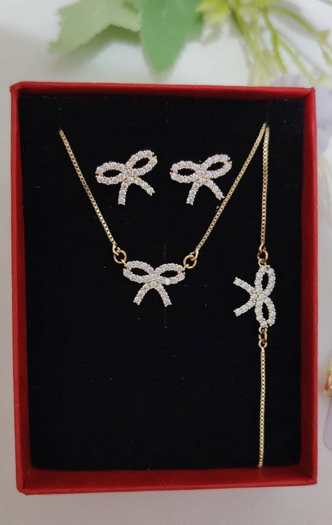 Set  FUNDITE din otel inoxidabil placat cu aur 14 k 